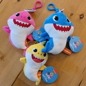 Baby Shark plush clip on coin purse. set of 3